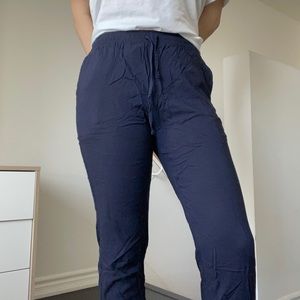 Uniqlo jogger pants with elastic waistband